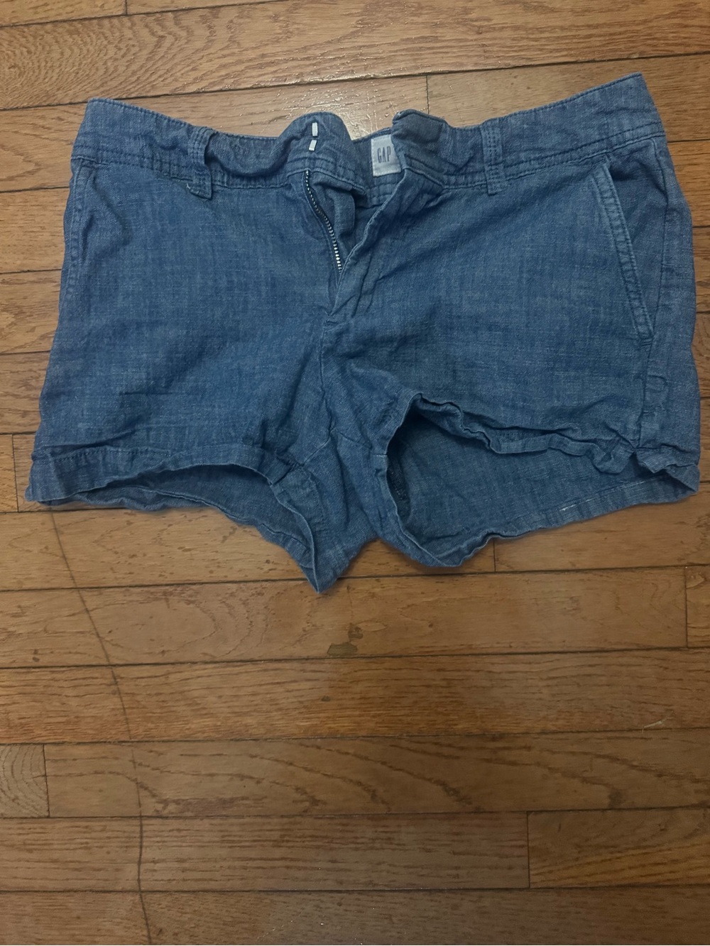 GAP Denim-Look Blue Flat Front Women’s Shorts
